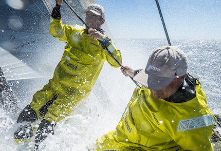 alberto bolzan team brunel al via della volvo ocean race