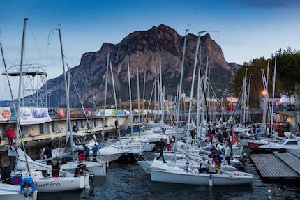 nel golfo di lecco ha preso il largo il 43 campionato invernale interlaghi