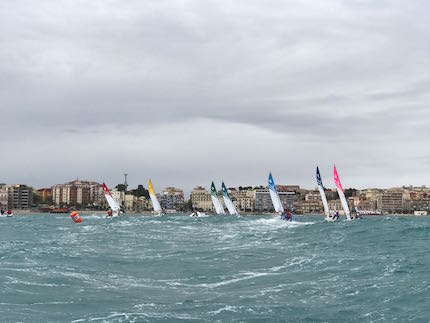 lega italiana vela tra gli under 19 in testa il club velico crotone