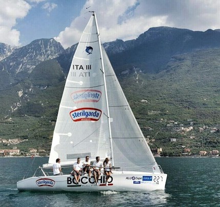 dolphin meteor animano il 27 cimento del garda