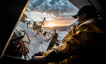 volvo ocean race si sceglie tra est ovest