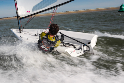 sul garda si torna veleggiare con la gel laser di desenzano