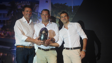 custom line 120 ferretti yachts 920 premiati alla prima edizione dei christofle yacht style awards