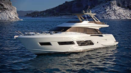 ferretti yachts 670 spazio alla bellezza