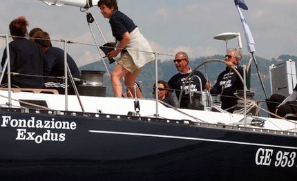 manutenzione palermo per la barca della comunita di don mazzi