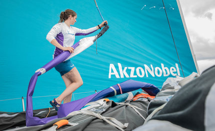 volvo ocean race lotta tra akzonobel scallywag