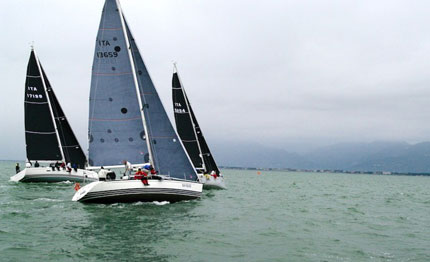 be1 sail coppa carnevale optimist prime vittorie in regata per la storica veleria di camaiore