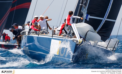 azzurra risale la classifica della 52 super series