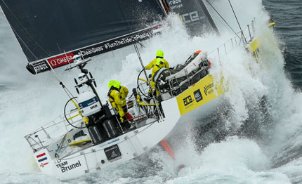 volvo ocean race brunel prende la testa sara finale al fotofinish