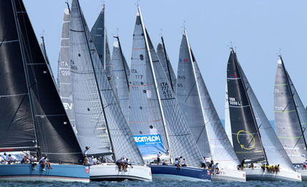 il circolo nautico riva di traiano non si ferma mai
