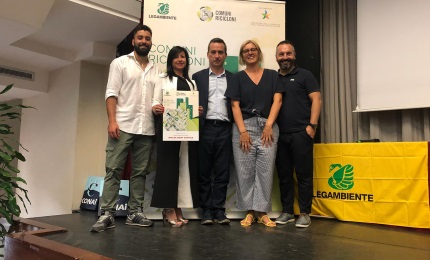 waste boat service premiata da legambiente ecoforum 2018