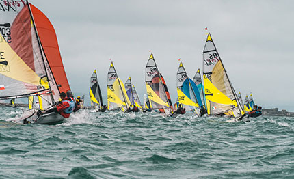europei rs feva tre equipaggi azzurri in gold fleet