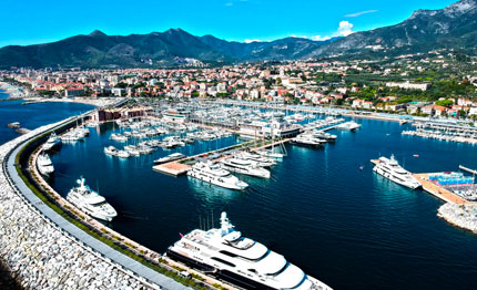 marina di loano al via la stagione dei saloni nautici autunnali