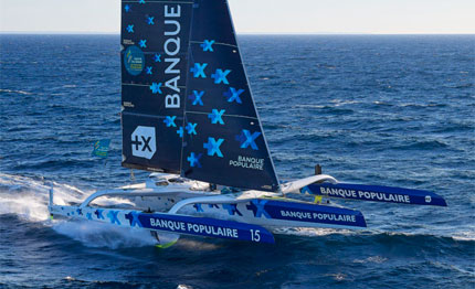 il maxi banque populaire in cantiere per una riparazione all albero