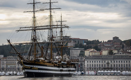 barcolana la vespucci arrivata trieste