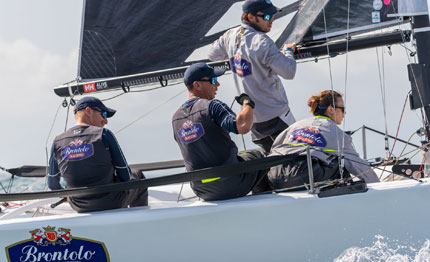 melges 20 cagliari ed 232 subito brontolo