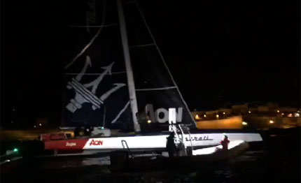 flash middle sea race giovanni soldini maserati primi malta