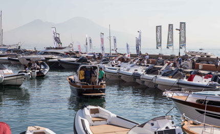 napoli bilancio positivo per quot navigare quot