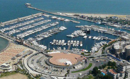 per il marina blu di rimini una cartella esattoriale da mln di euro