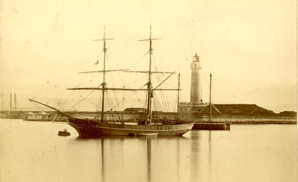 lega navale di trieste mostra fotografica visita alla lanterna