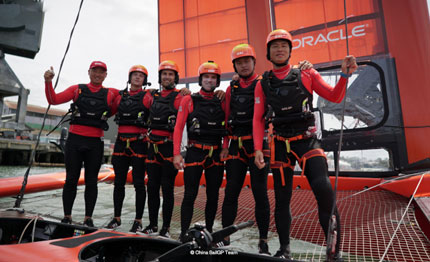 gc32 racing tour arrivano cinesi sir ben ainslie