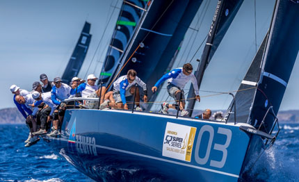 tp52 azzurra vince una prova poi si smarrisce