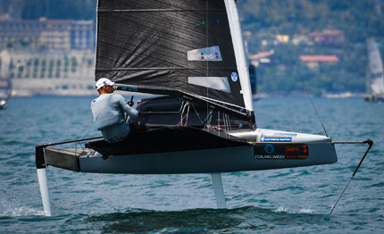 foiling week francesco bruni vince in classe moth