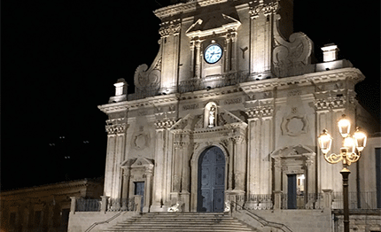 sicilia palazzolo acreide visita guidata alla chiesa di san sebastiano