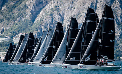 europeo melges 20 il leader 232 nika di vladimir prosikhin