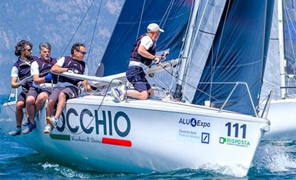 sul garda dolphin continuano ballare il twister