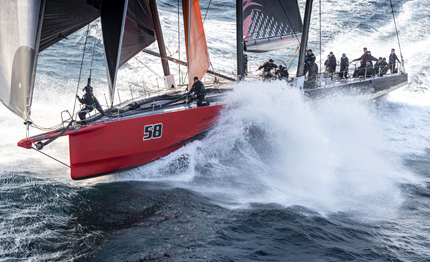 sydney hobart line honours per comanche