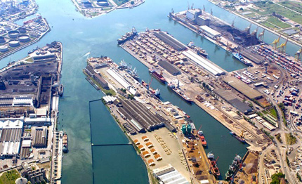 covid 19 porto venezia sospende canoni per aiuto aziende