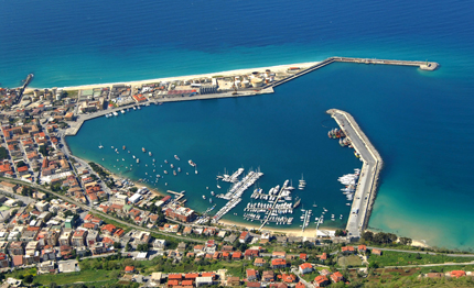 calabria dal 30 apertura ai diportisti per manutenzione bar ristoranti all aperto