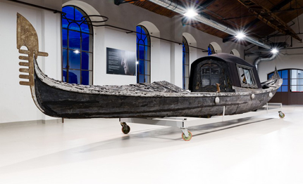 lago di como riapre il museo barca lariana