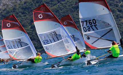 ancora belle regate open skiff sul garda trentino