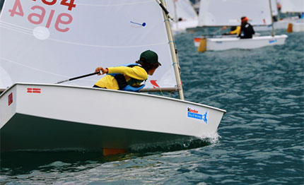 italiani giovanili singoli optimist malcesini windsurf torbole day