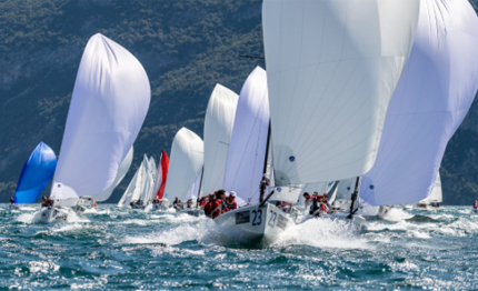 70 cup si riprende regatare da malcesine