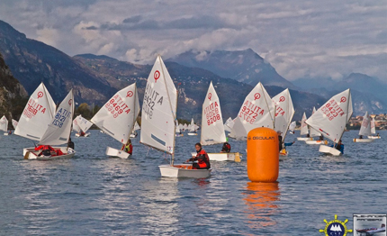 optimist interlaghina vincono lorenzo belviso lo svizzero valentin burkhardt