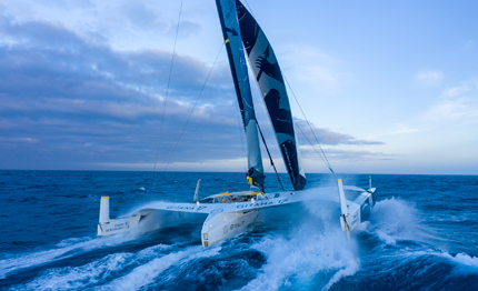 trofeo jules verne timone rotto per gitana 17 che fa rotta verso cape town
