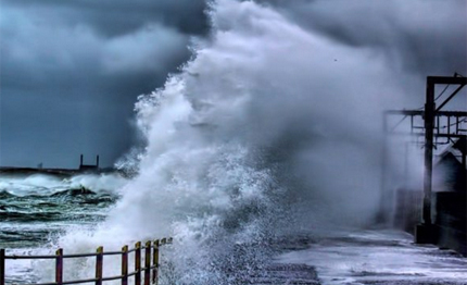 maltempo forte vento mare mosso isolate le eolie