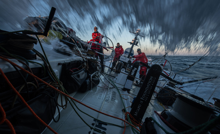 the ocean race europe senza scosse verso cascais