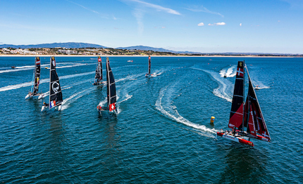 gc32 lagos cup alinghi affronta in testa la giornata finale