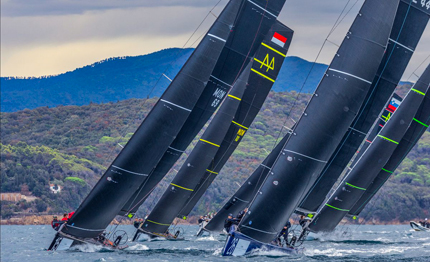 rc44 scarlino vince aqua di chris bake