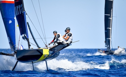 young azzurra si riparte con un cambio di ruoli bordo