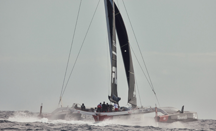 transatlantic race soldini in lotta con power play argo