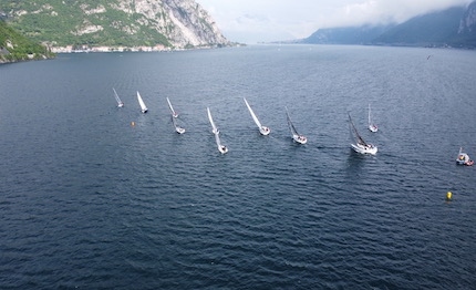 successo lecco per il debutto del campionato velico del lario