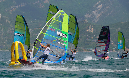 super rrd one hour classic prima giornata con record foil dell olandese vonk