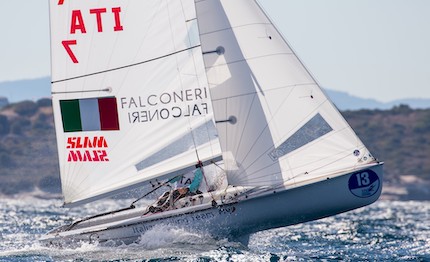 2022 campionati europei 470 primo giorno di gold fleet con poco vento bene ferrari caruso