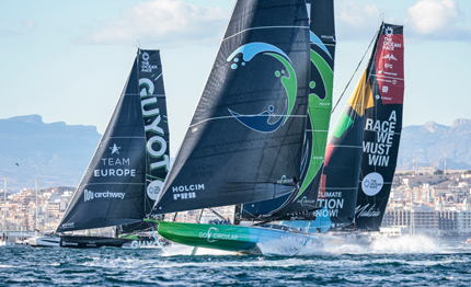 giornata spettacolare per la partenza di the ocean race da alicante