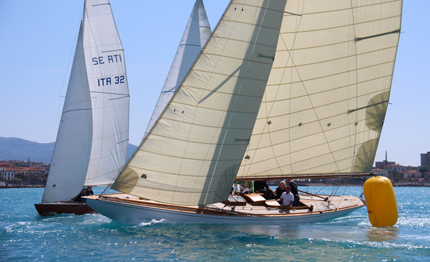 accademia navale livorno al via la prima tappa del circuito vele epoca